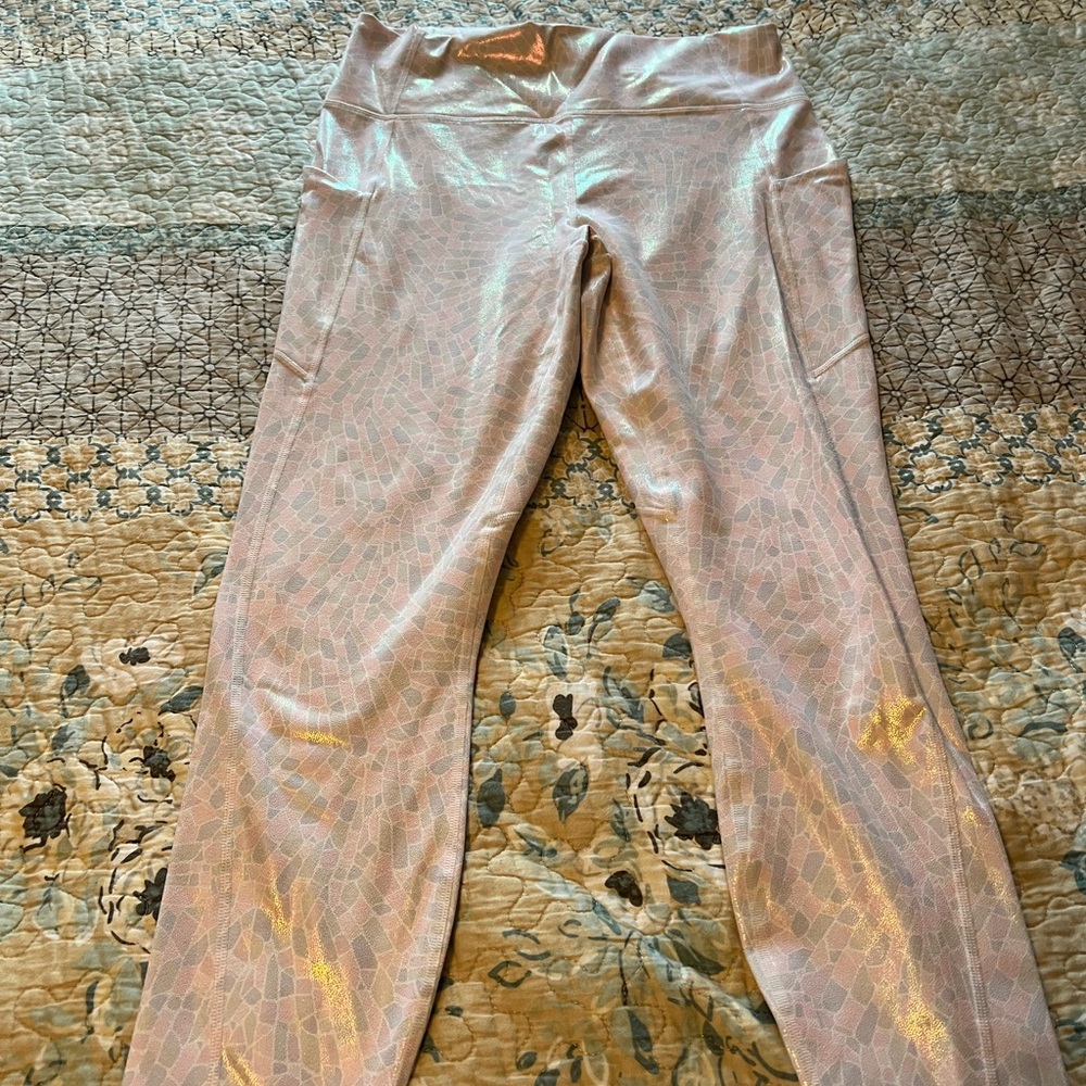 Iridescent Leggings with Pockets